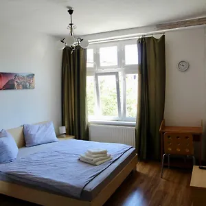 V Centru Města Karlovy Vary